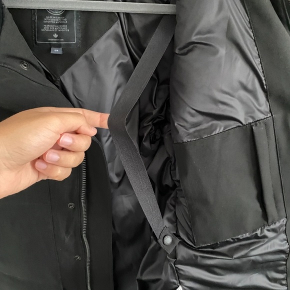 Unworn Canada Goose Windermere Coat - Picture 4 of 5